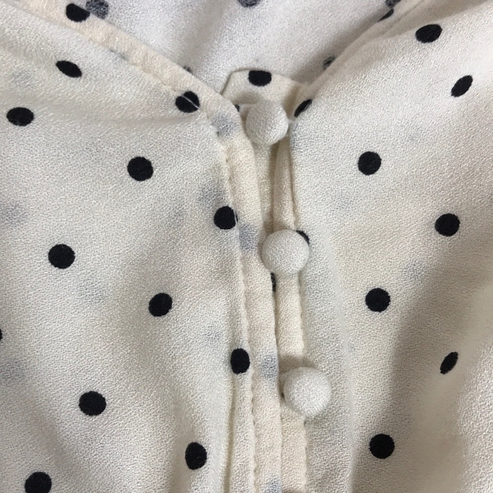 Beautiful Off-White Blouse - Picture 6 of 16